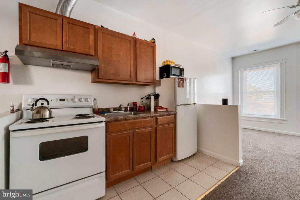 2516 N Charles St Property Photo 46