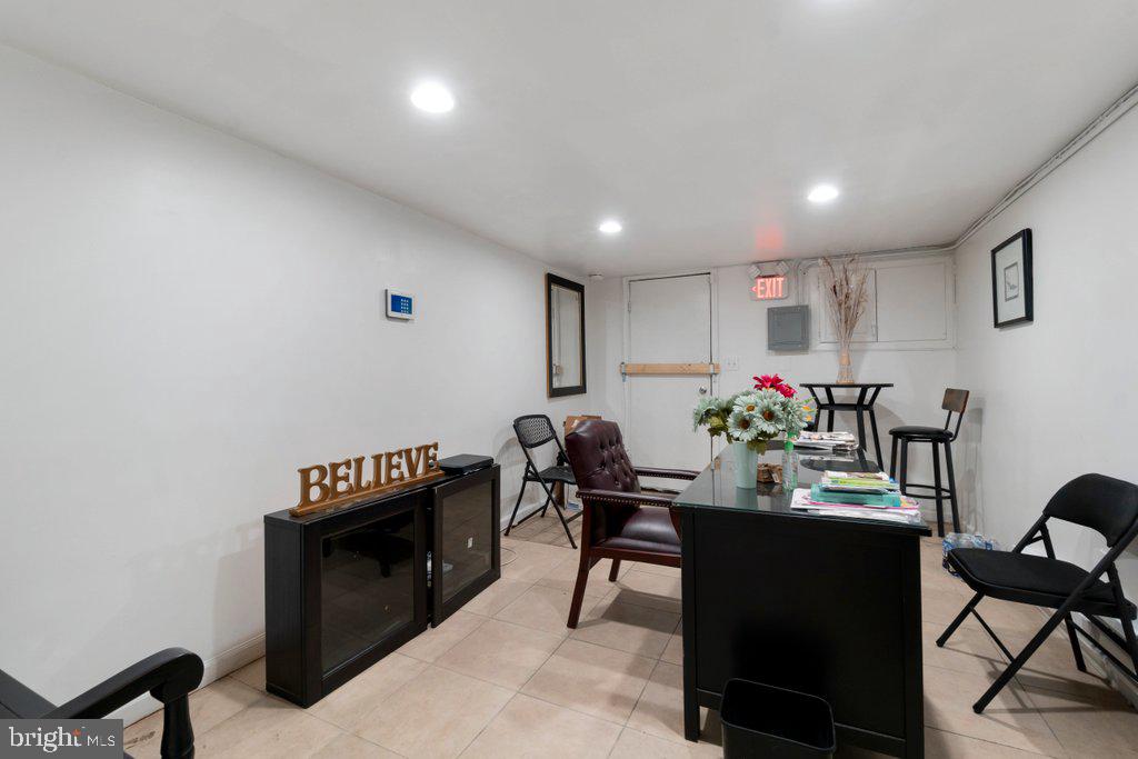 2516 N Charles St Property Photo 62