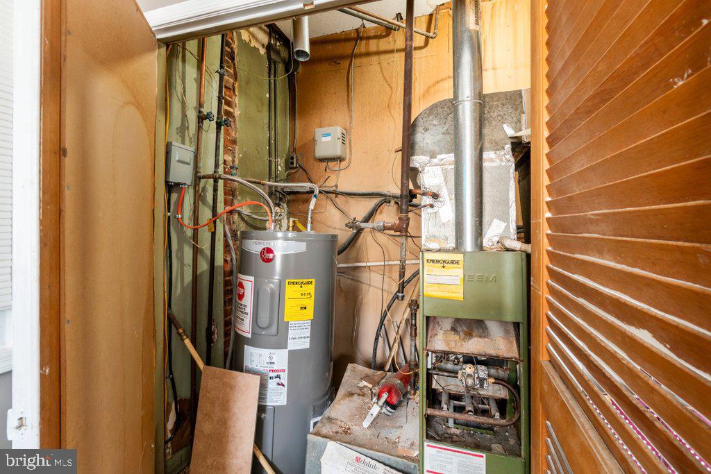2516 N Charles St Property Photo 64