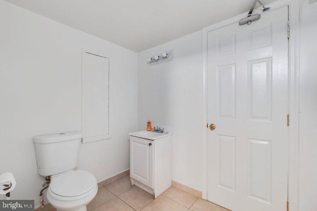 2516 N Charles St Property Photo 74