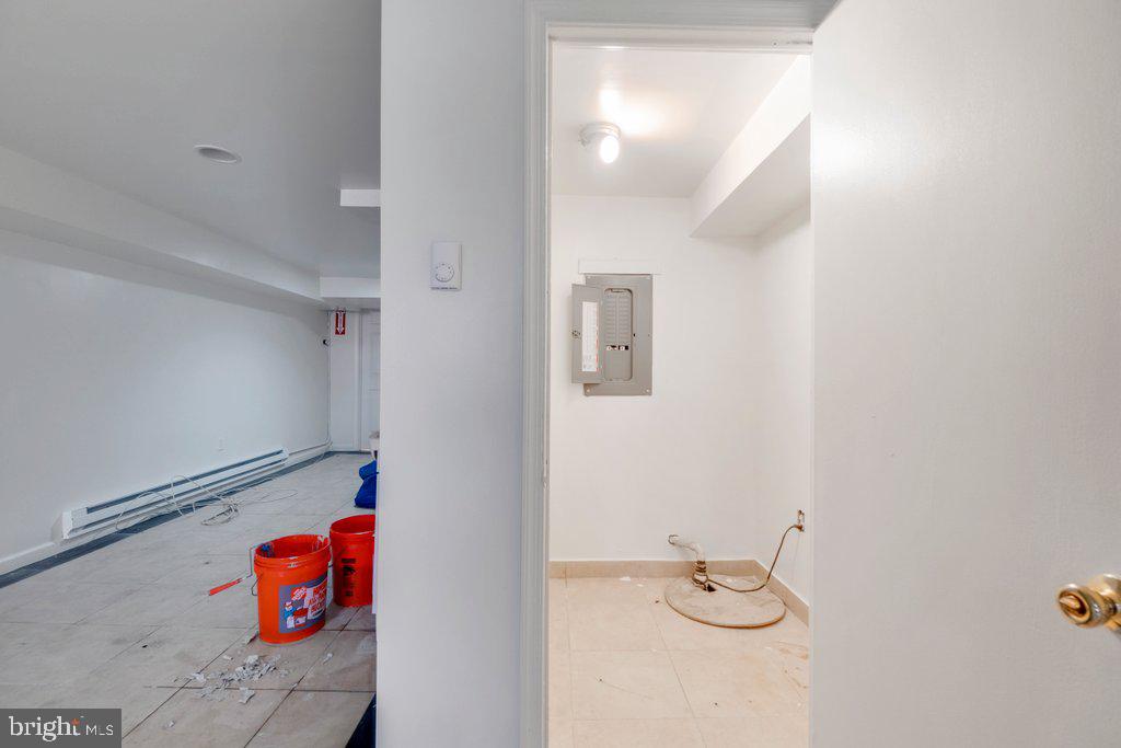2516 N Charles St Property Photo 75