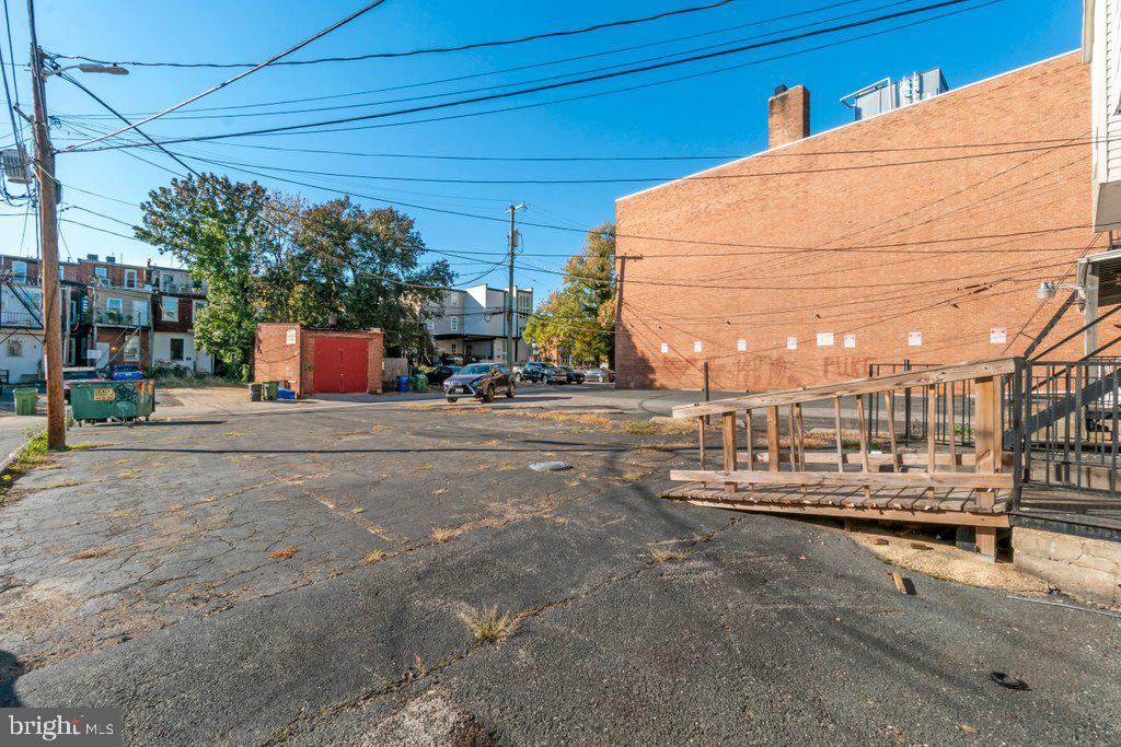 2516 N Charles St Property Photo 80