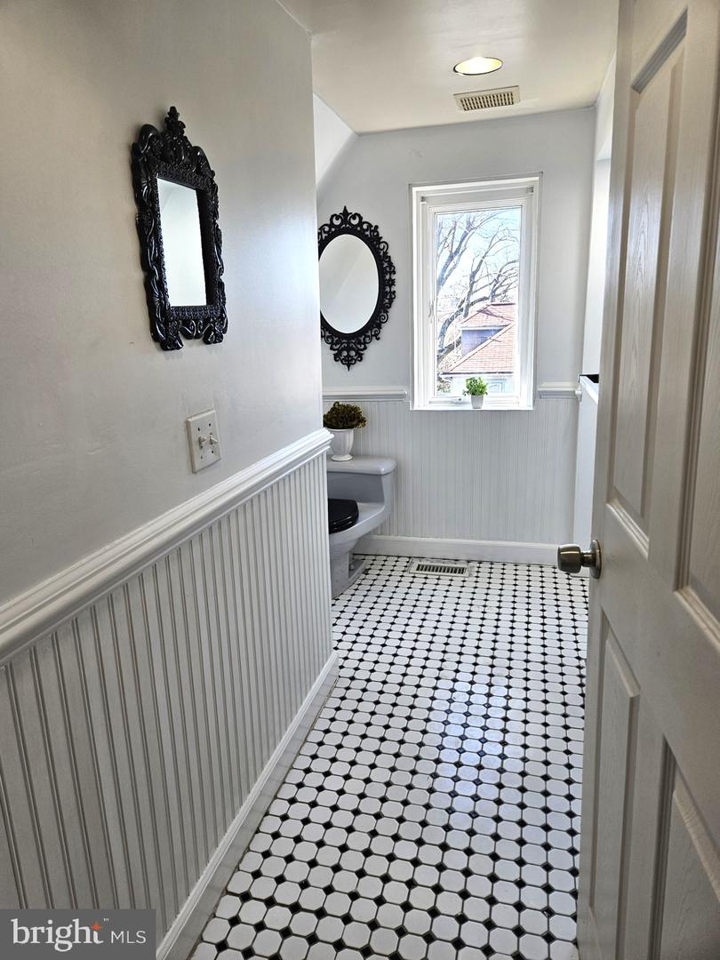 4507 Mainfield Ave Property Photo 24