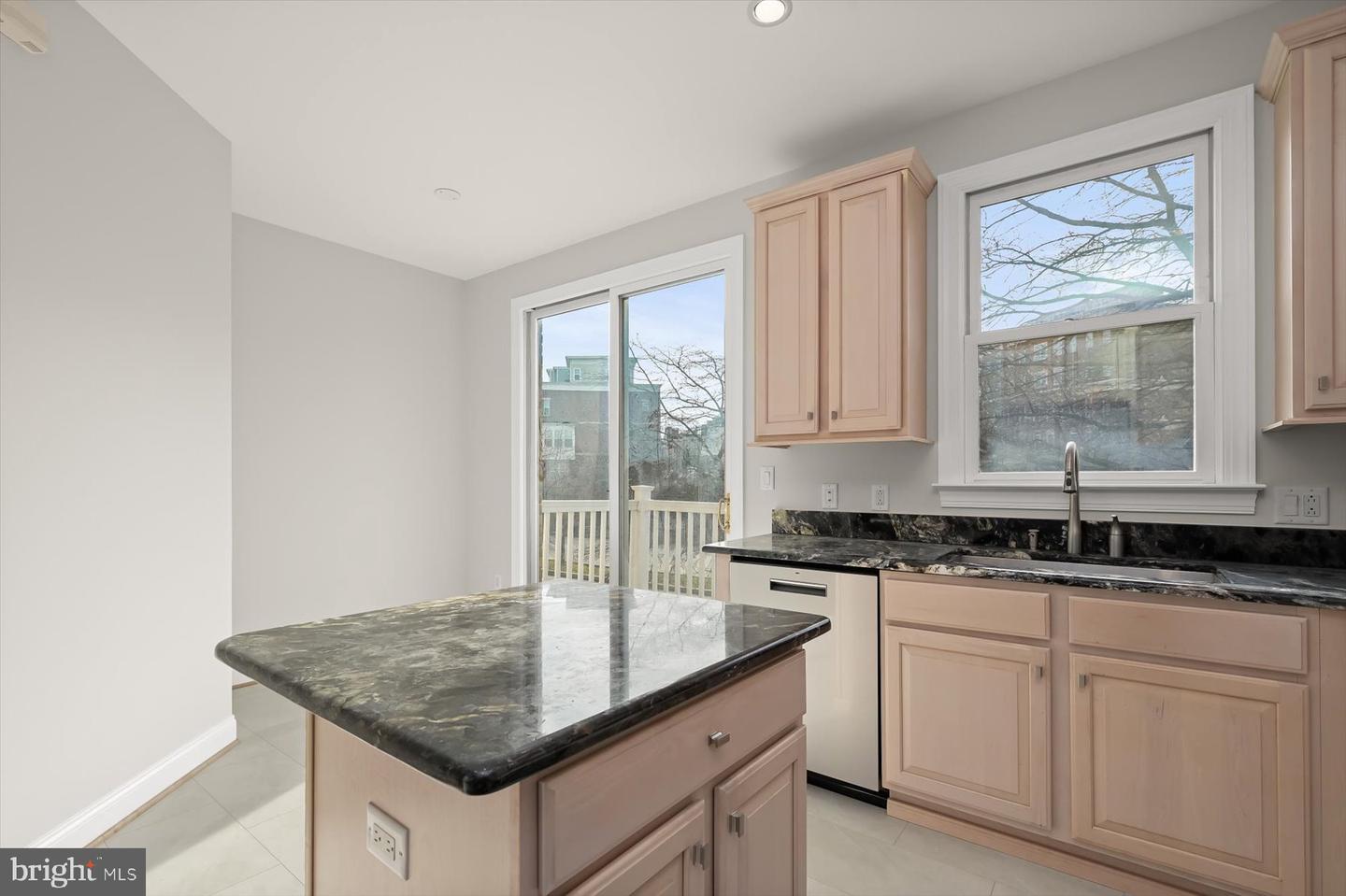 1252 Harbor Island Walk Property Photo 21