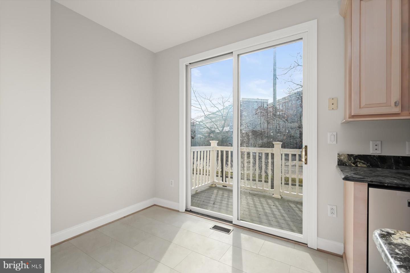 1252 Harbor Island Walk Property Photo 22