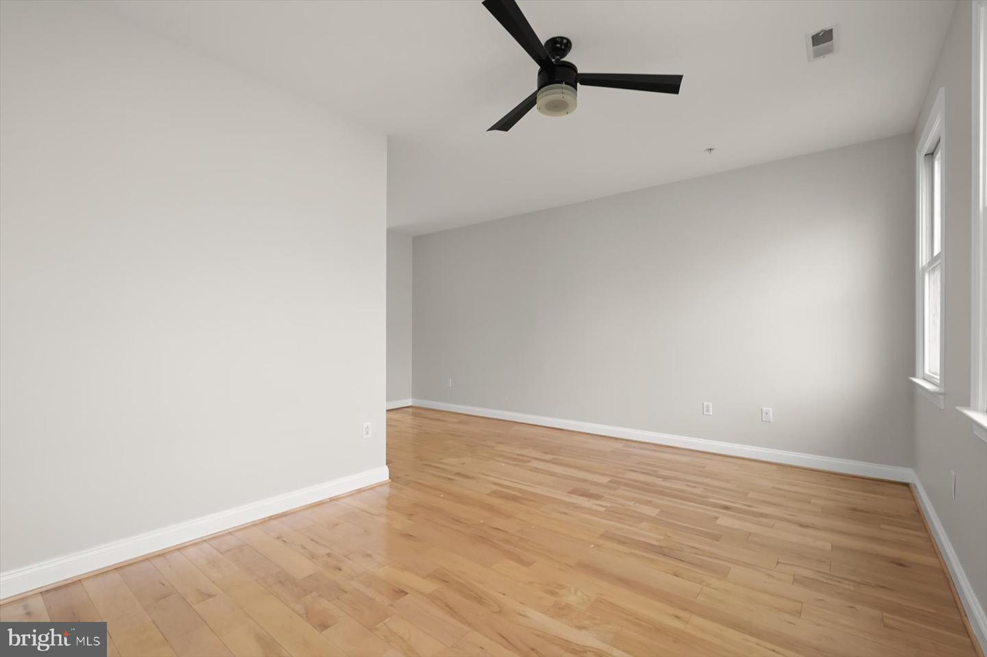 1252 Harbor Island Walk Property Photo 28