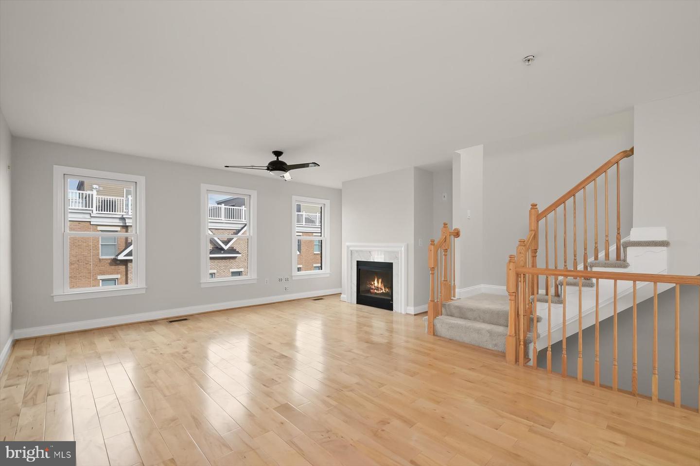 1252 Harbor Island Walk Property Photo 35