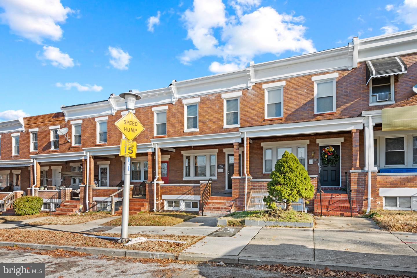3322 Chesterfield Ave Property Photo 4