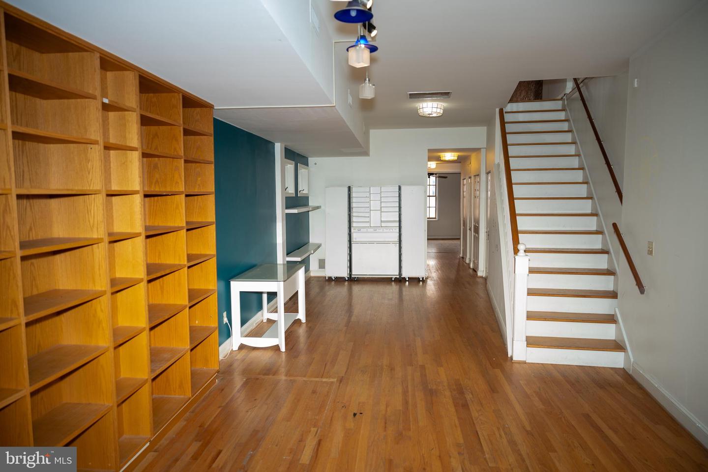 1643 Thames St Property Photo 36