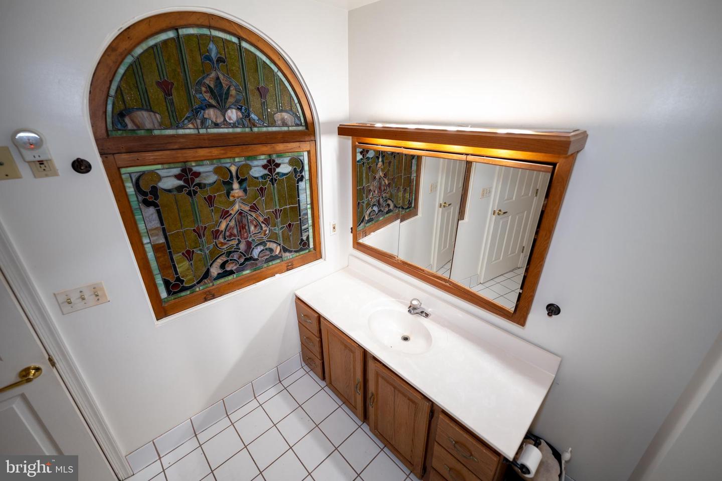 1643 Thames St Property Photo 41