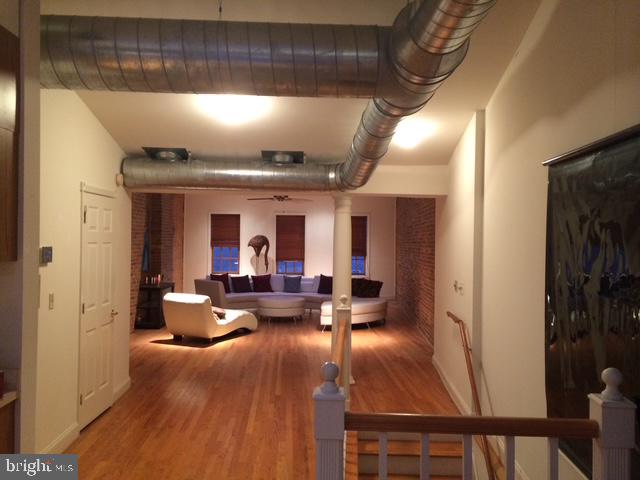 1643 Thames St Property Photo 58