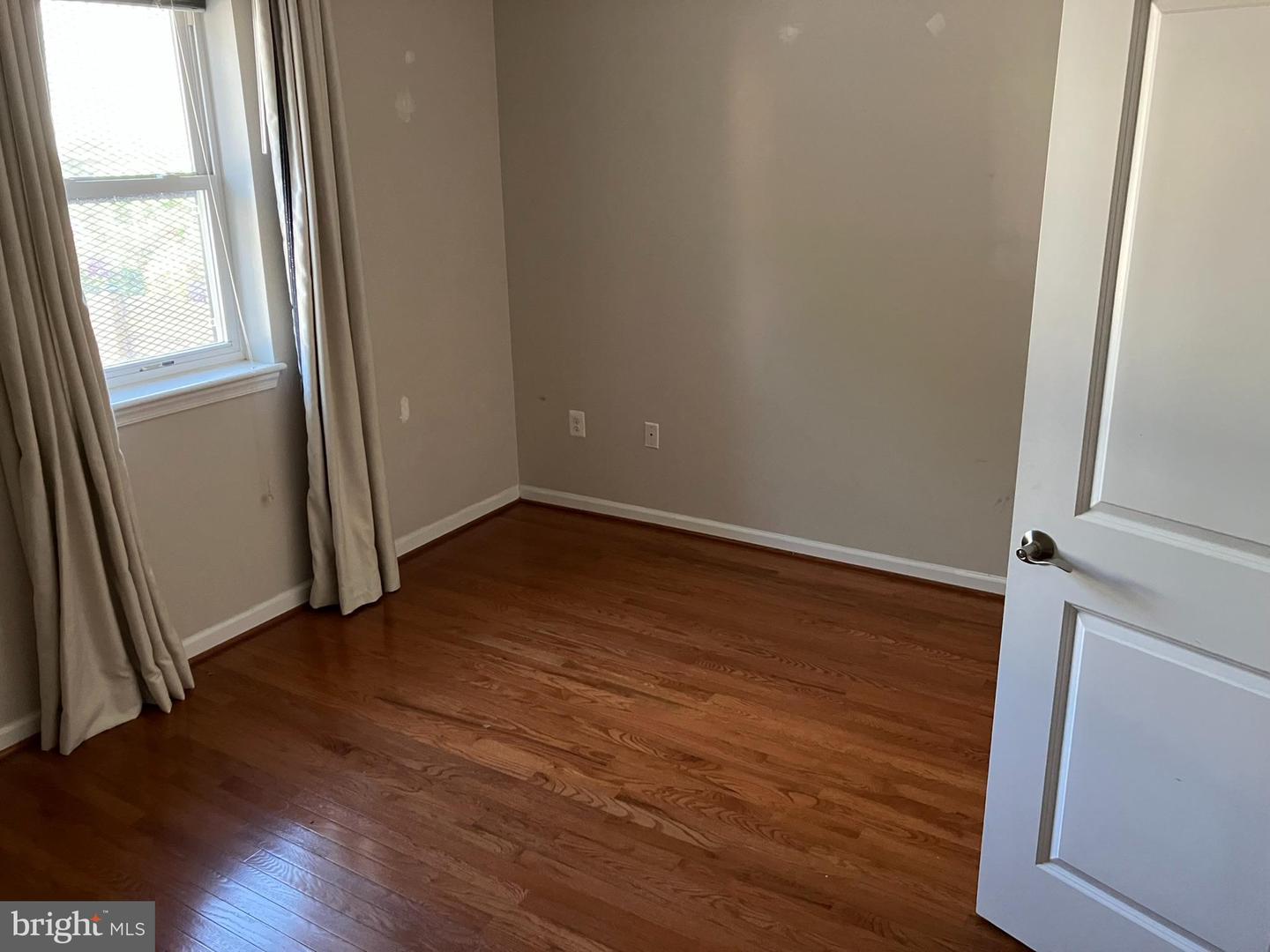 2311 N Calvert St Property Photo 12