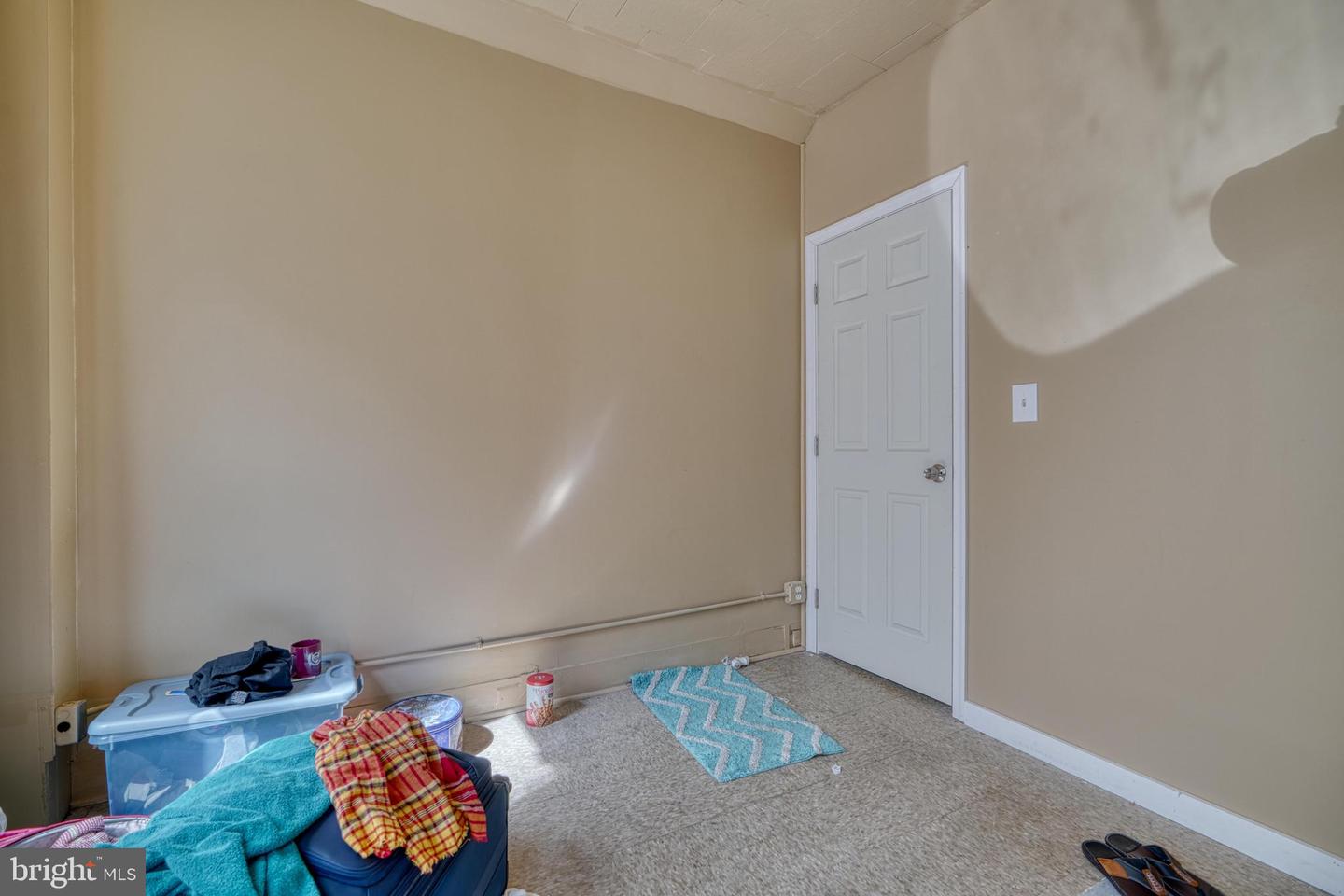 219 N Howard St Property Photo 57