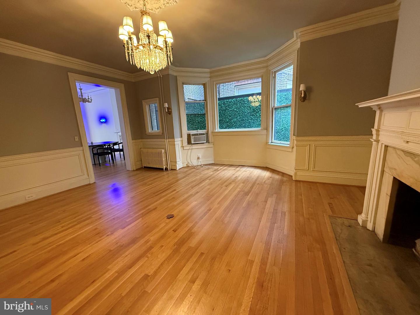 14 E Eager St #1st Floor Property Photo 4