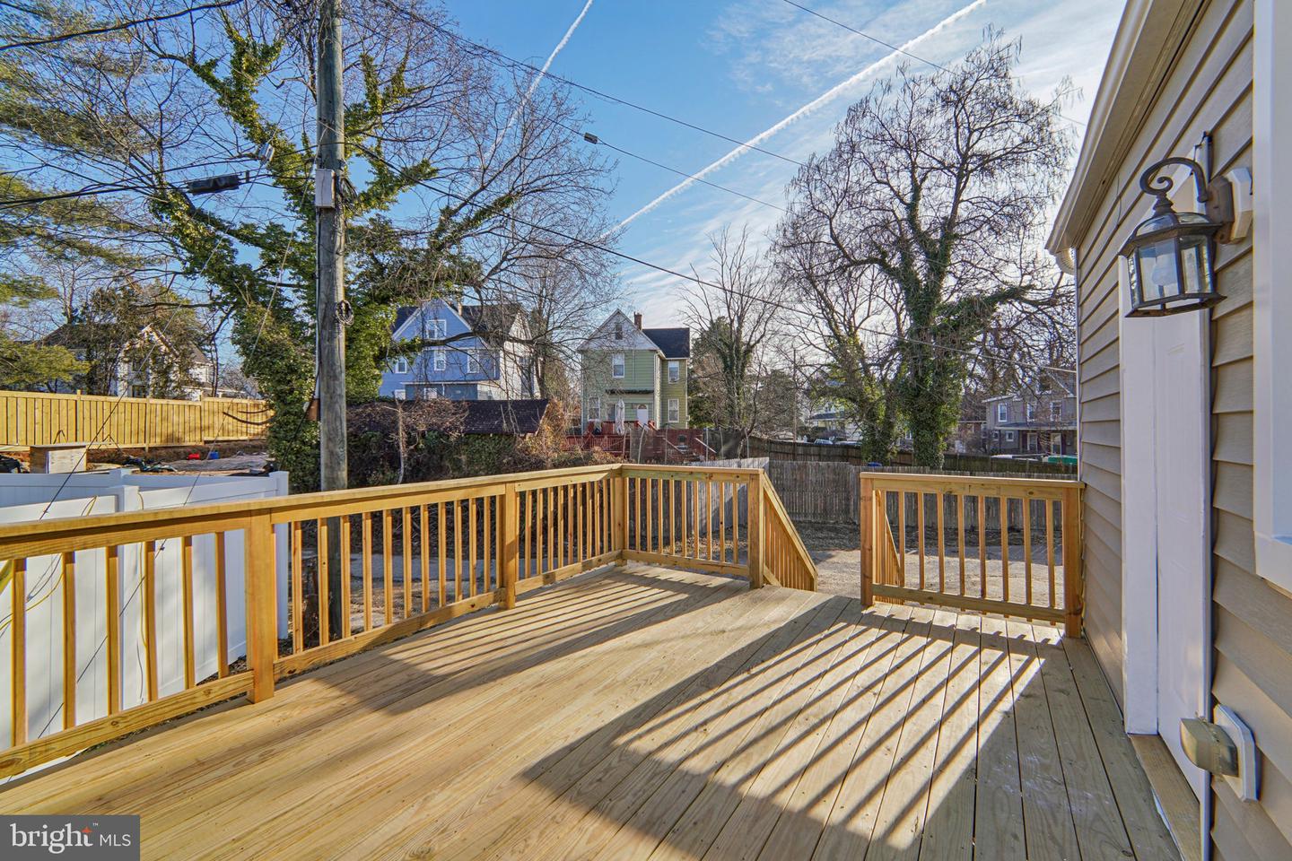 2500 E Cold Spring Ln Property Photo 6