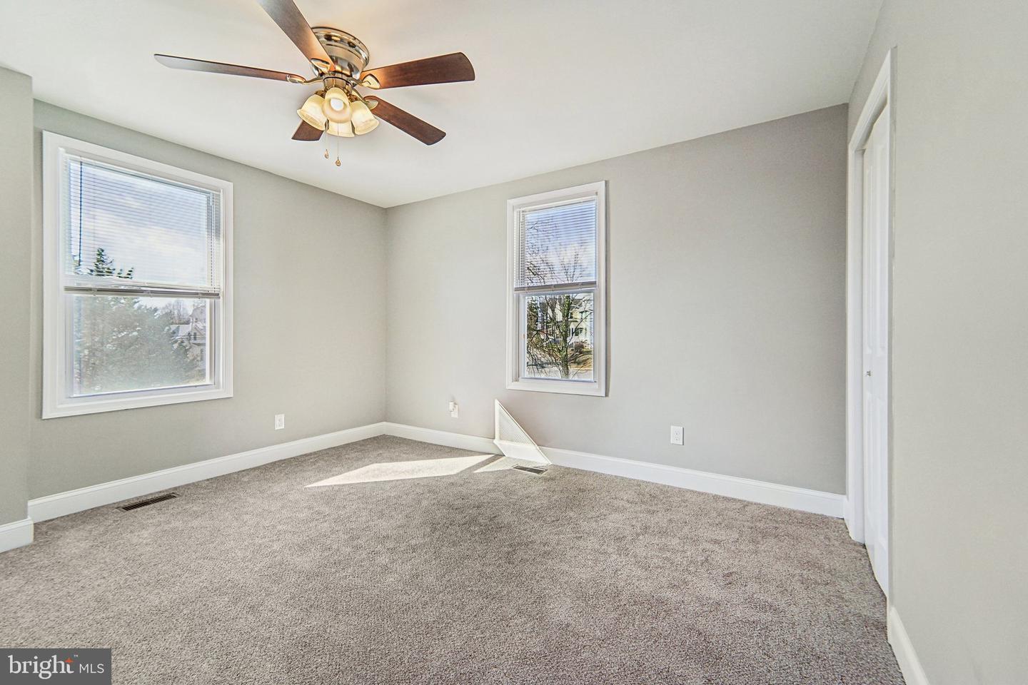 2500 E Cold Spring Ln Property Photo 31