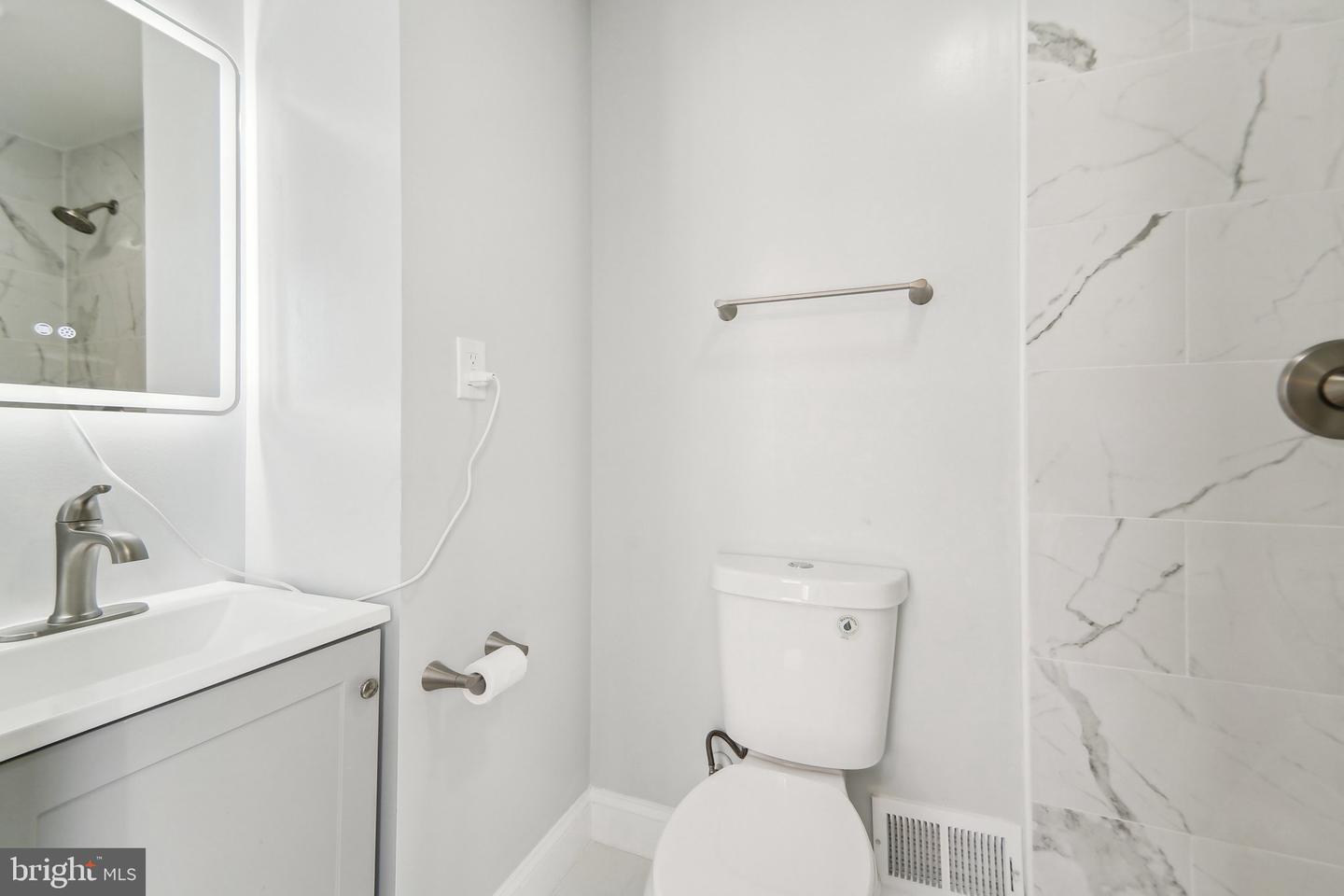 2500 E Cold Spring Ln Property Photo 33