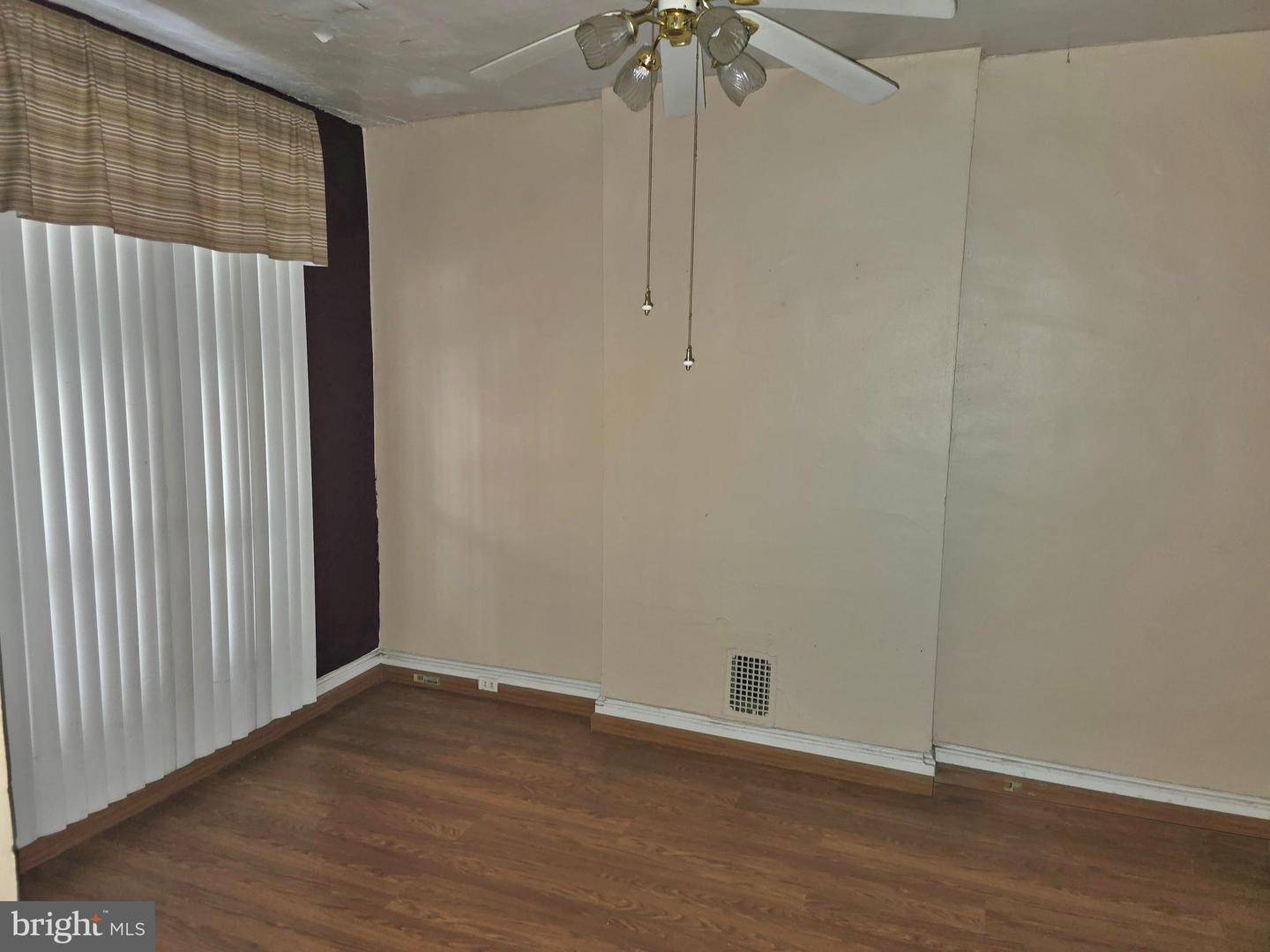 2107 Cliftwood Ave Property Photo 6