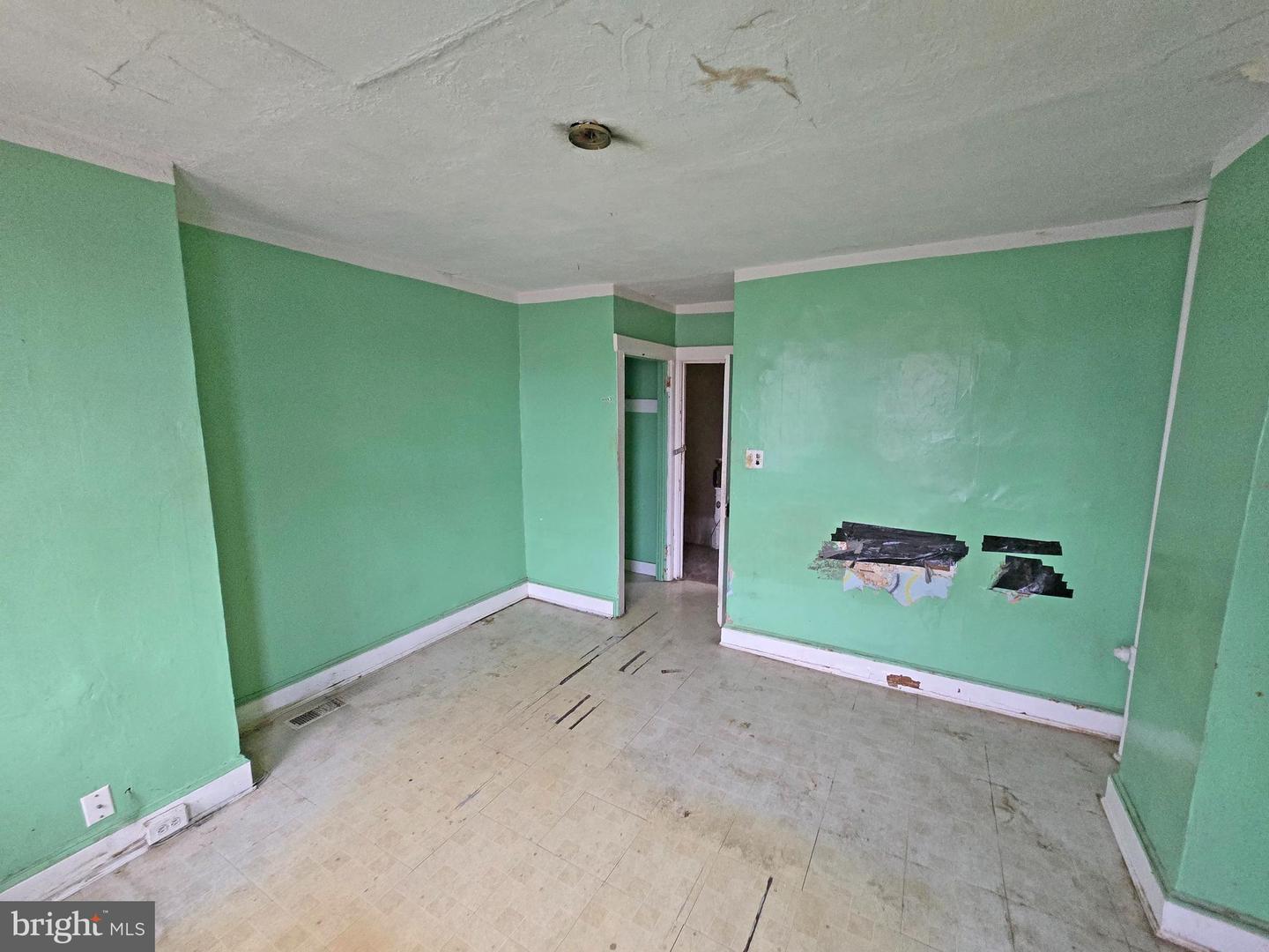 2107 Cliftwood Ave Property Photo 11