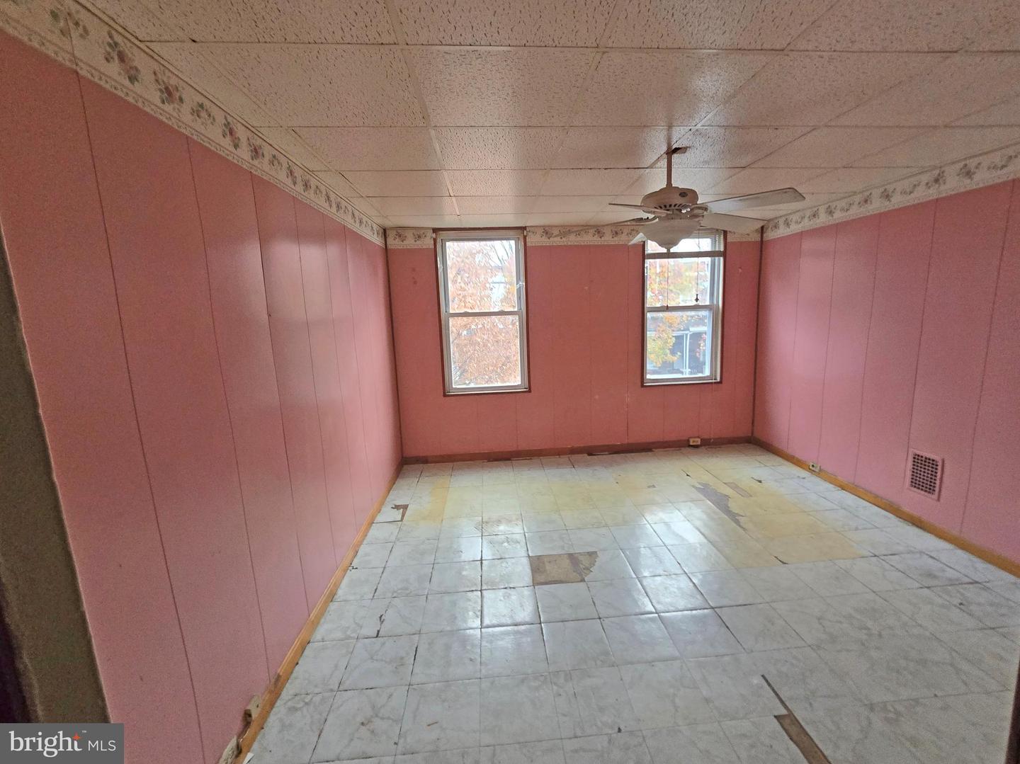 2107 Cliftwood Ave Property Photo 13