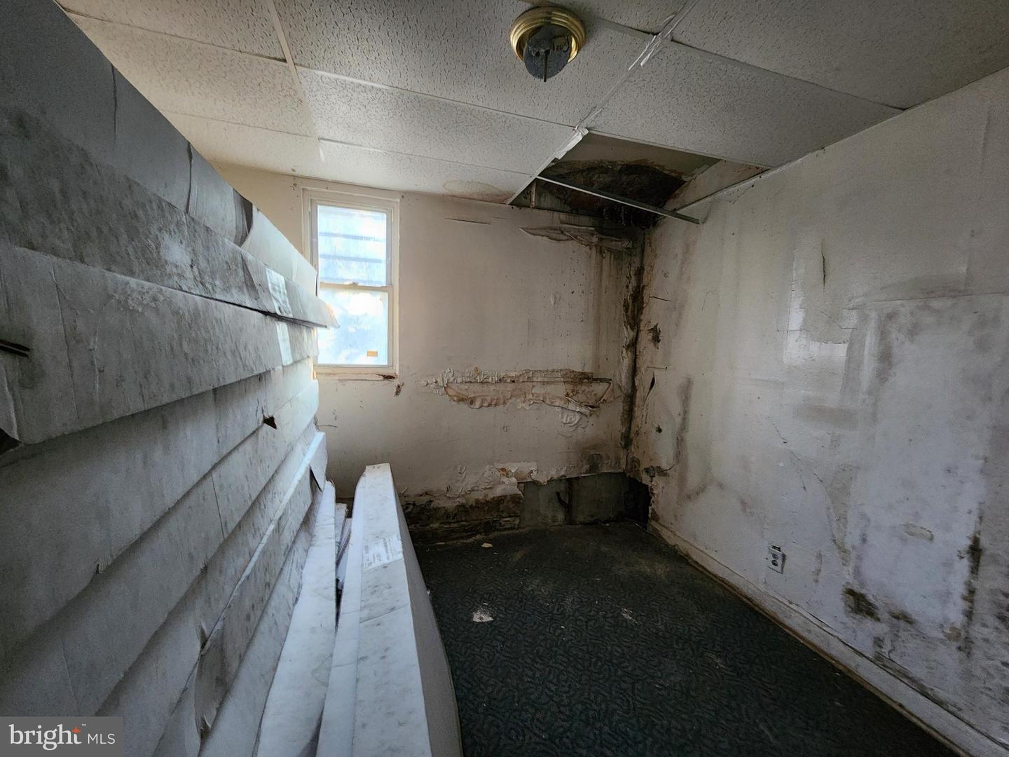 611 N Calhoun St Property Photo 5