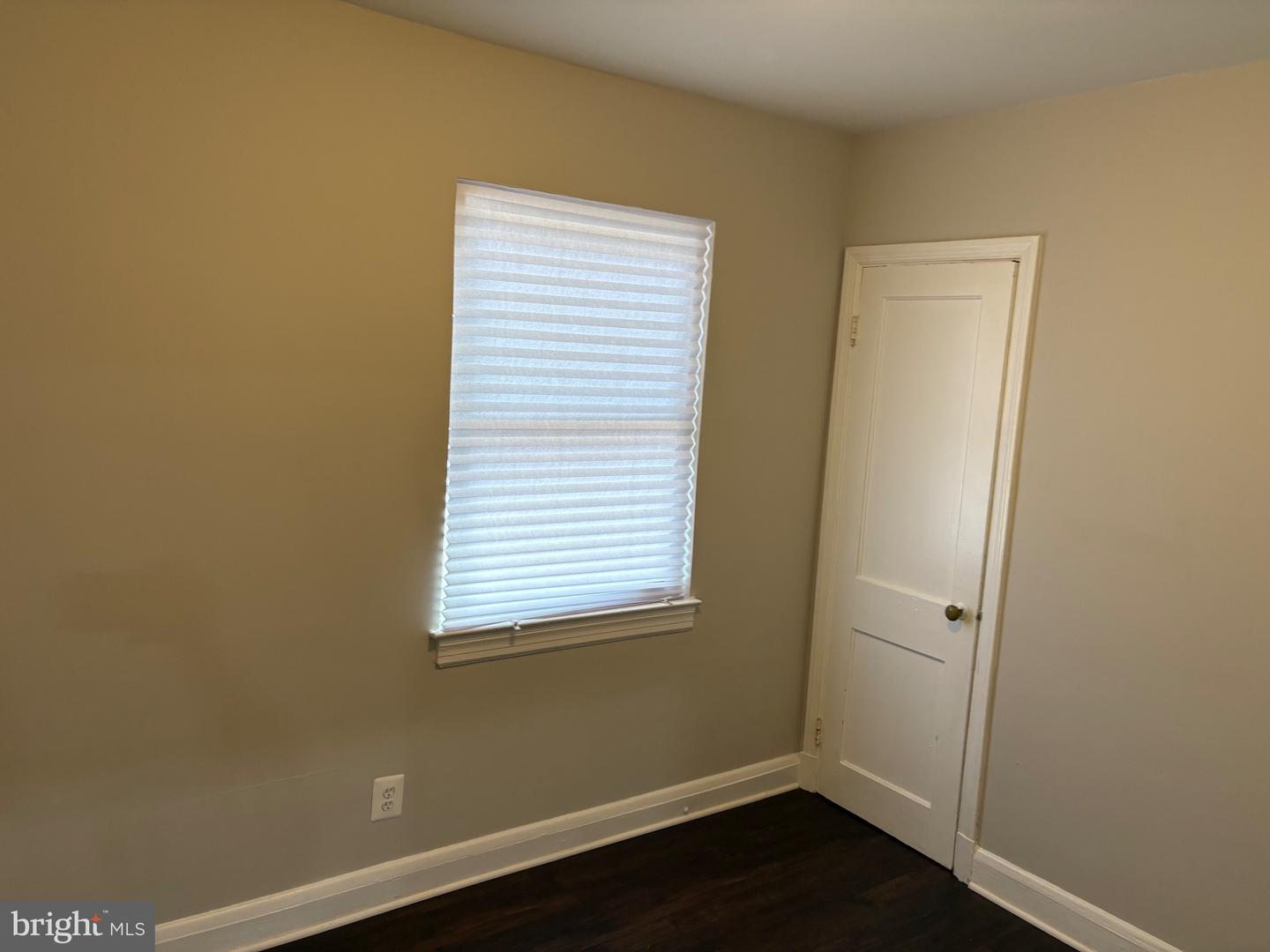 4015 Duvall Ave Property Photo 8