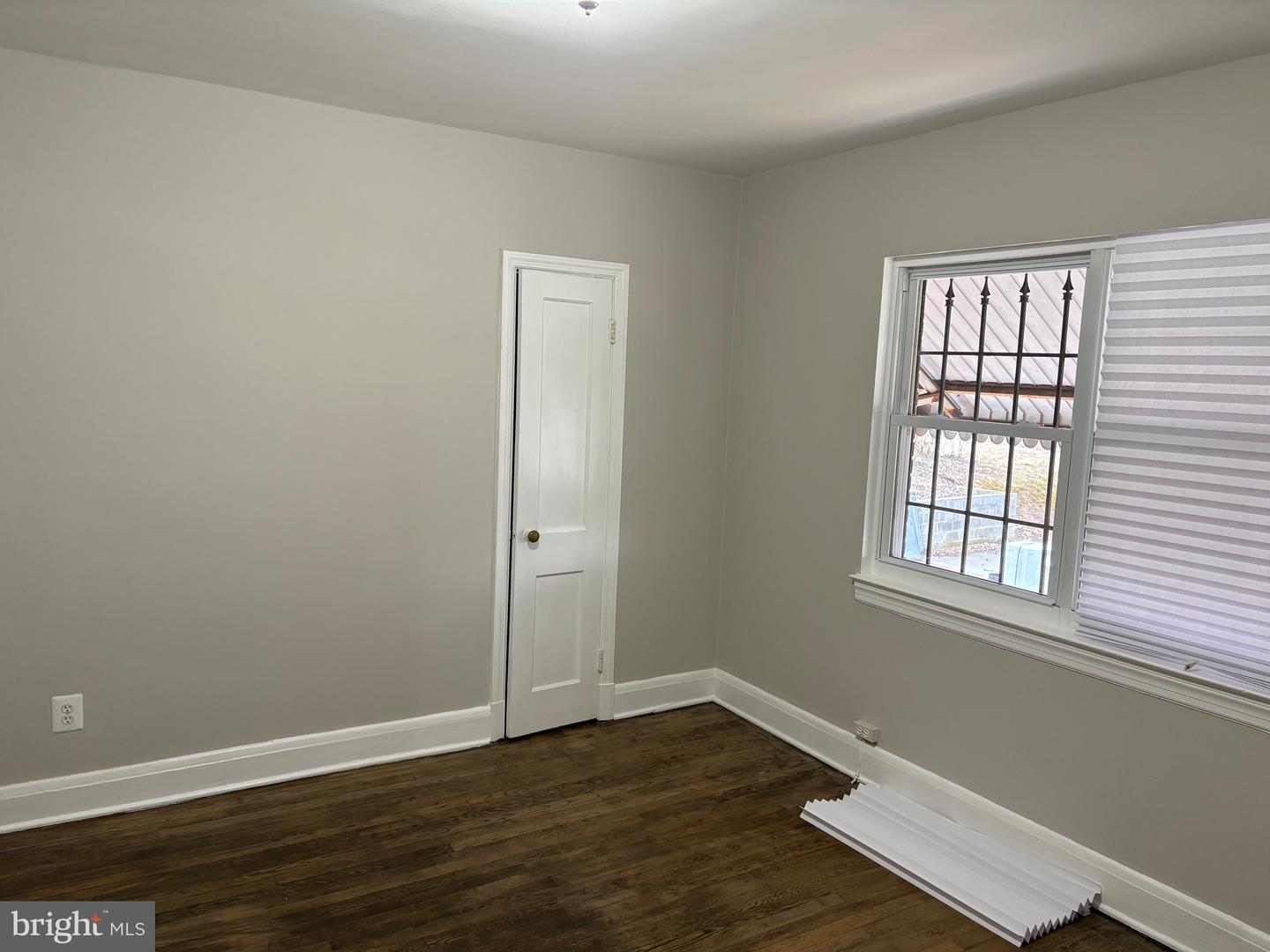 4015 Duvall Ave Property Photo 9