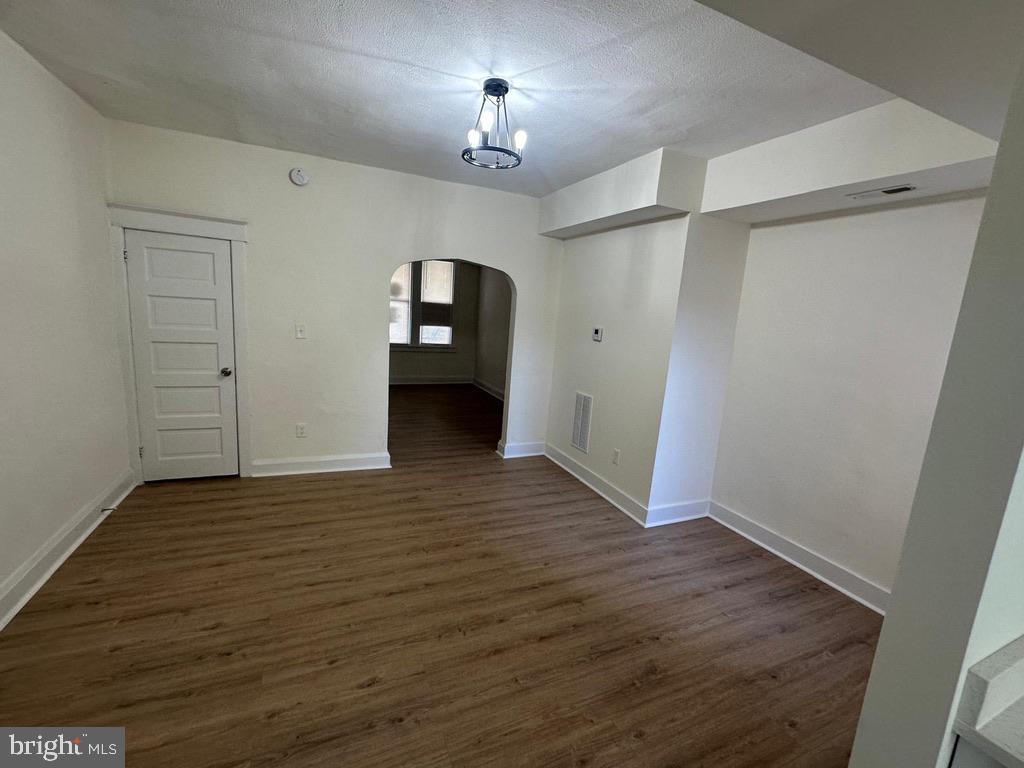 1220 N Potomac St Property Photo 3