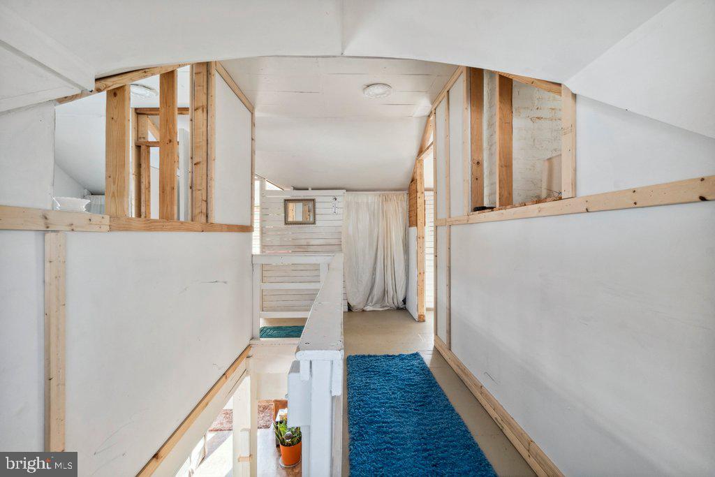 3202 Woodhome Ave Property Photo 18