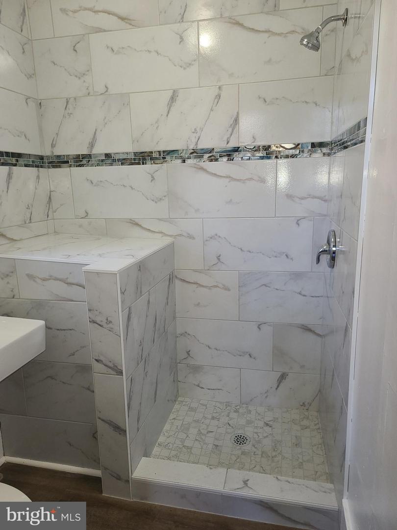 2743 Saint Paul St Property Photo 2