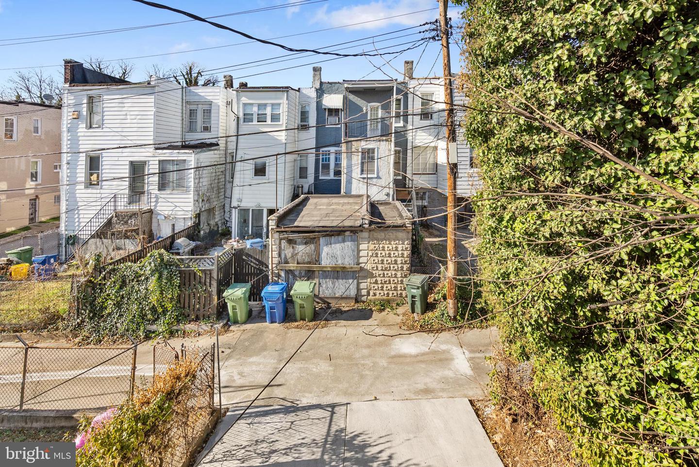 2004 Ruxton Ave Property Photo 44