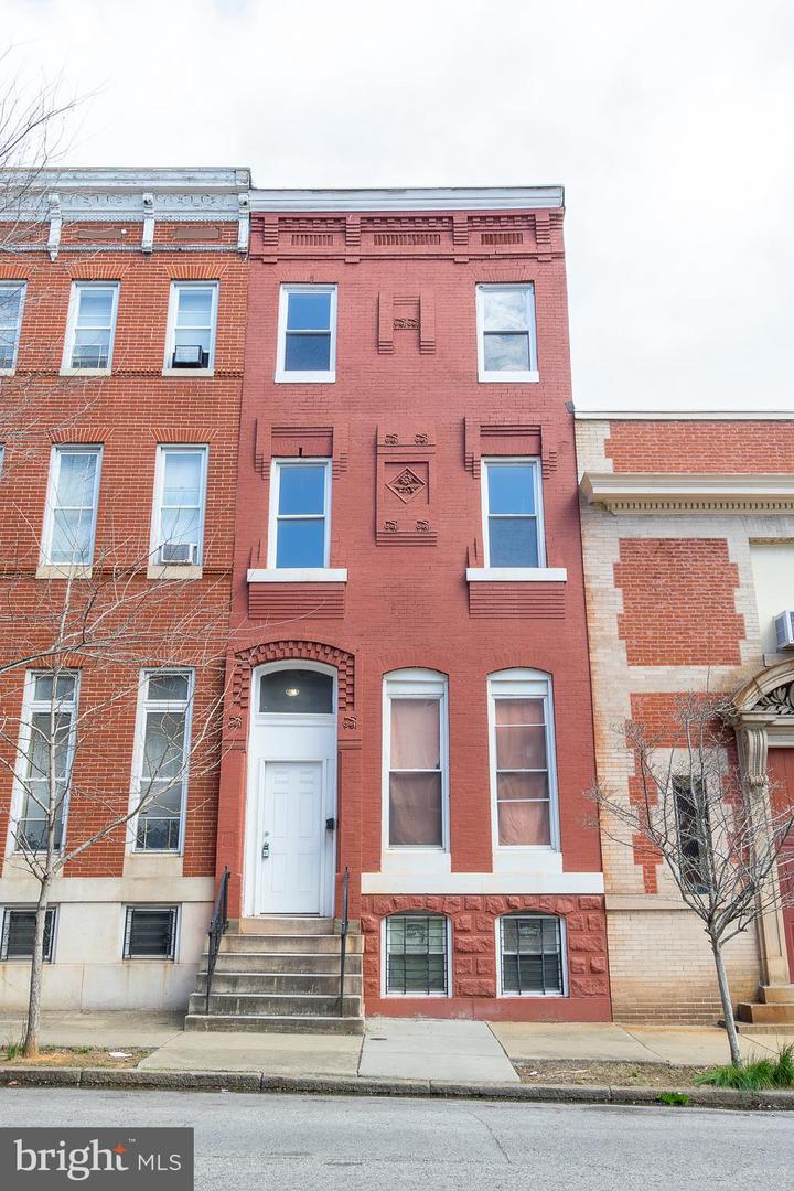 1905 Druid Hill Ave Property Photo 4