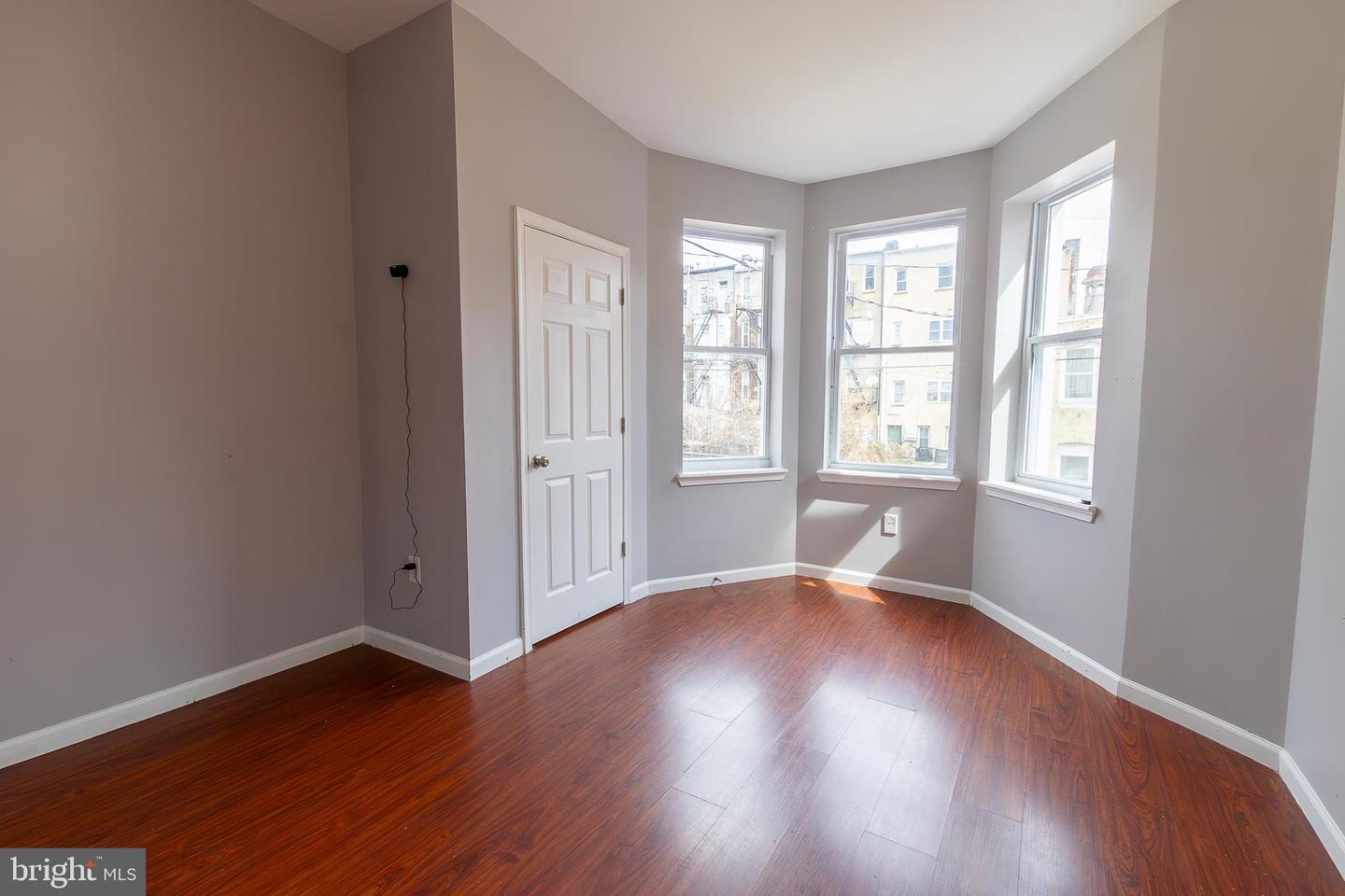 1905 Druid Hill Ave Property Photo 18