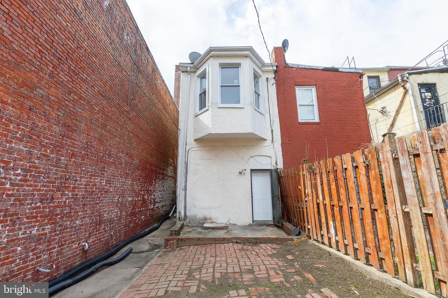 1905 Druid Hill Ave Property Photo 28