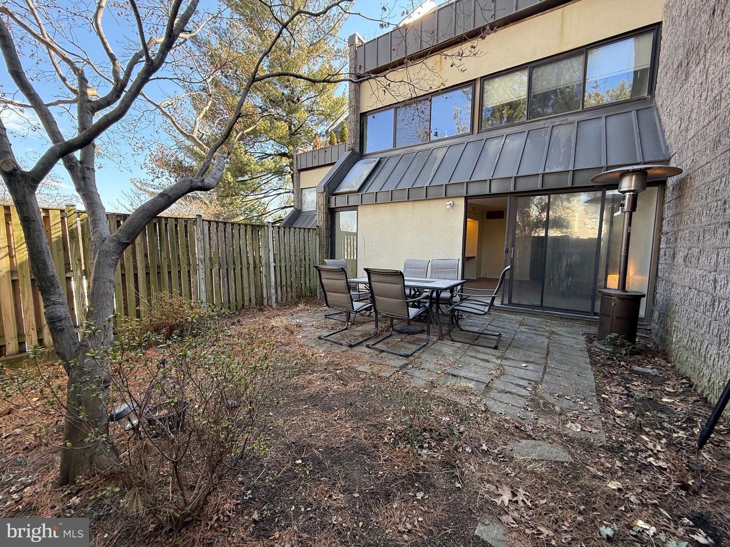2206 Deerfern Crescent Property Photo