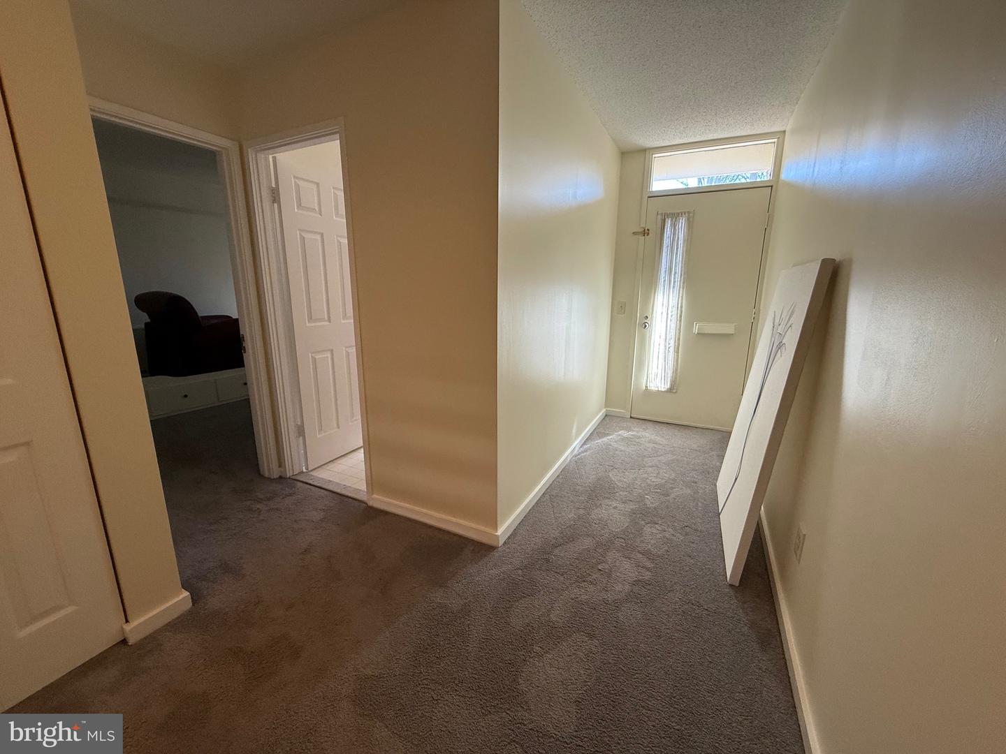 2206 Deerfern Crescent Property Photo 6