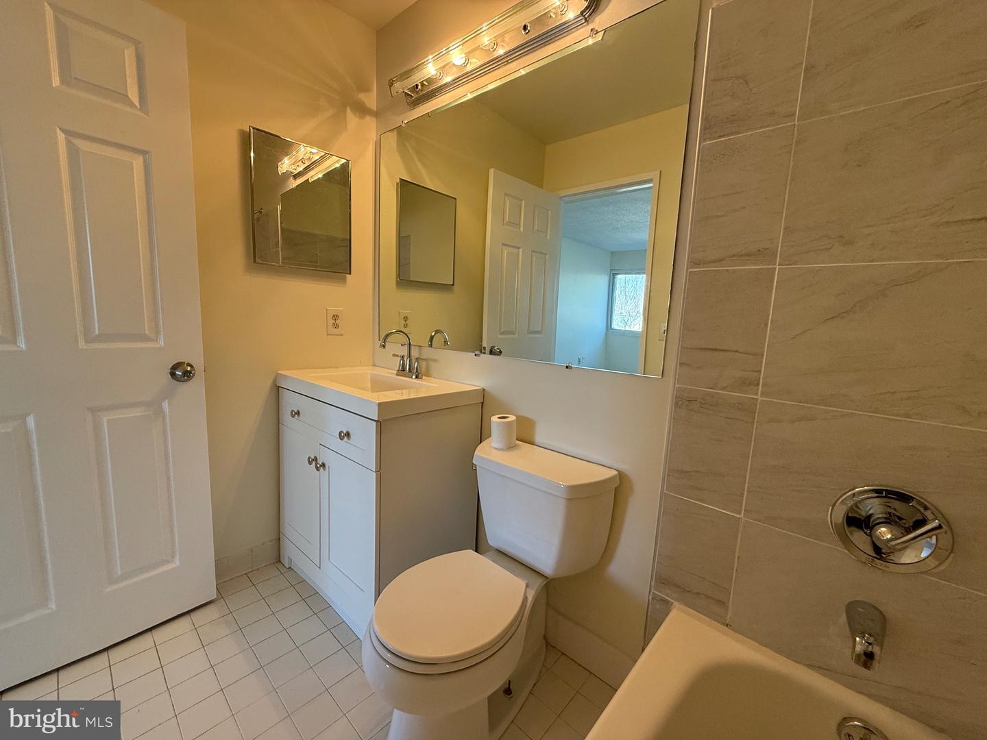 2206 Deerfern Crescent Property Photo 29