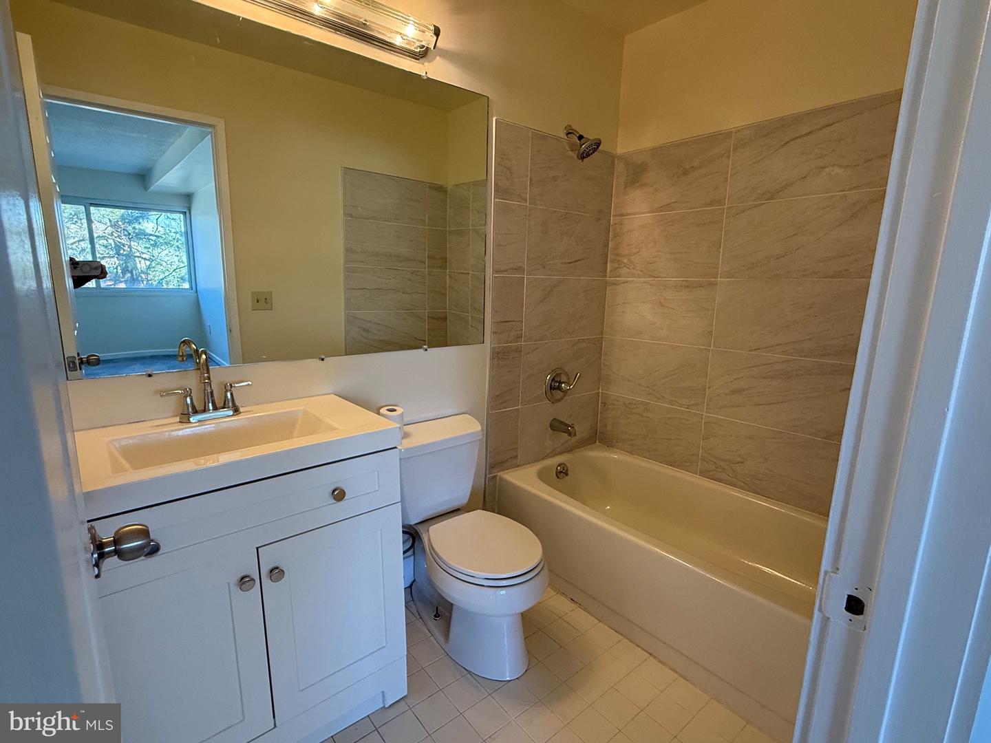 2206 Deerfern Crescent Property Photo 30