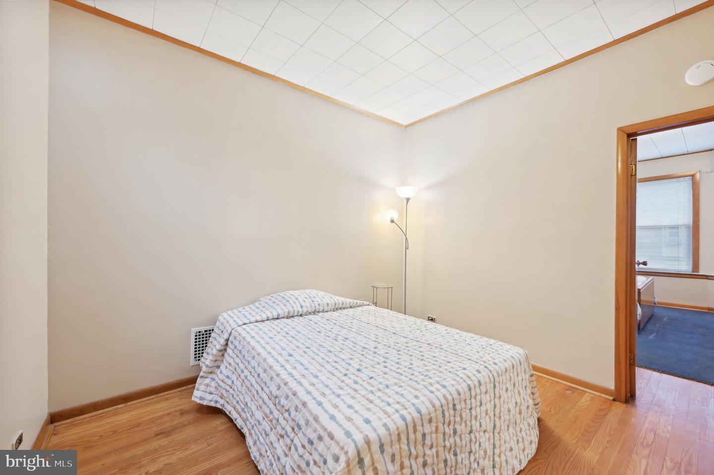 16 Ellwood Ave Property Photo 21