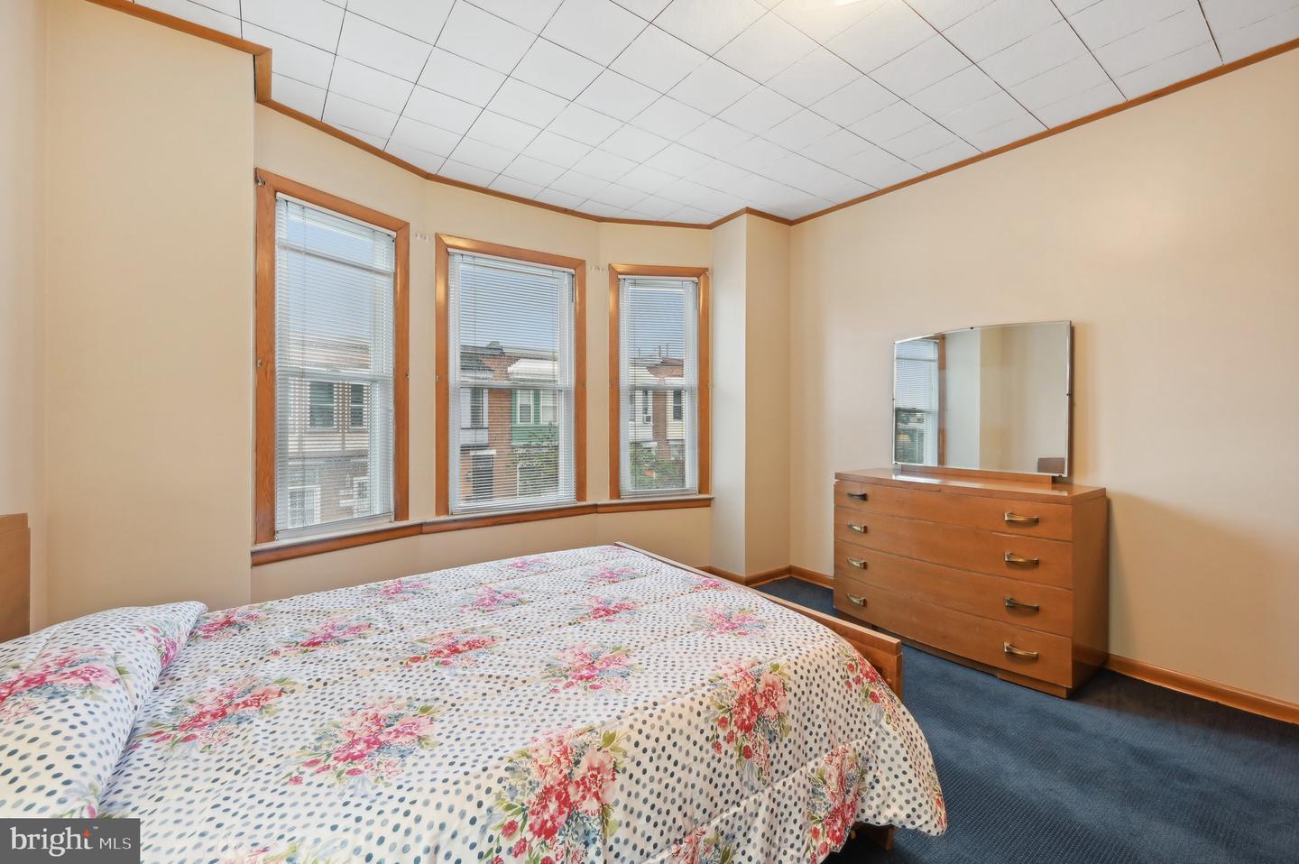 16 Ellwood Ave Property Photo 27