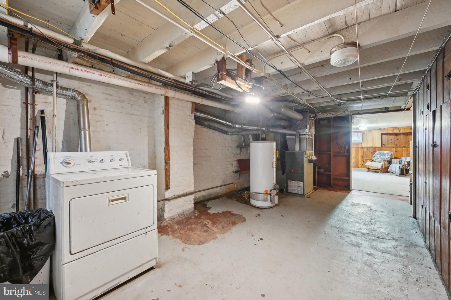 16 Ellwood Ave Property Photo 32