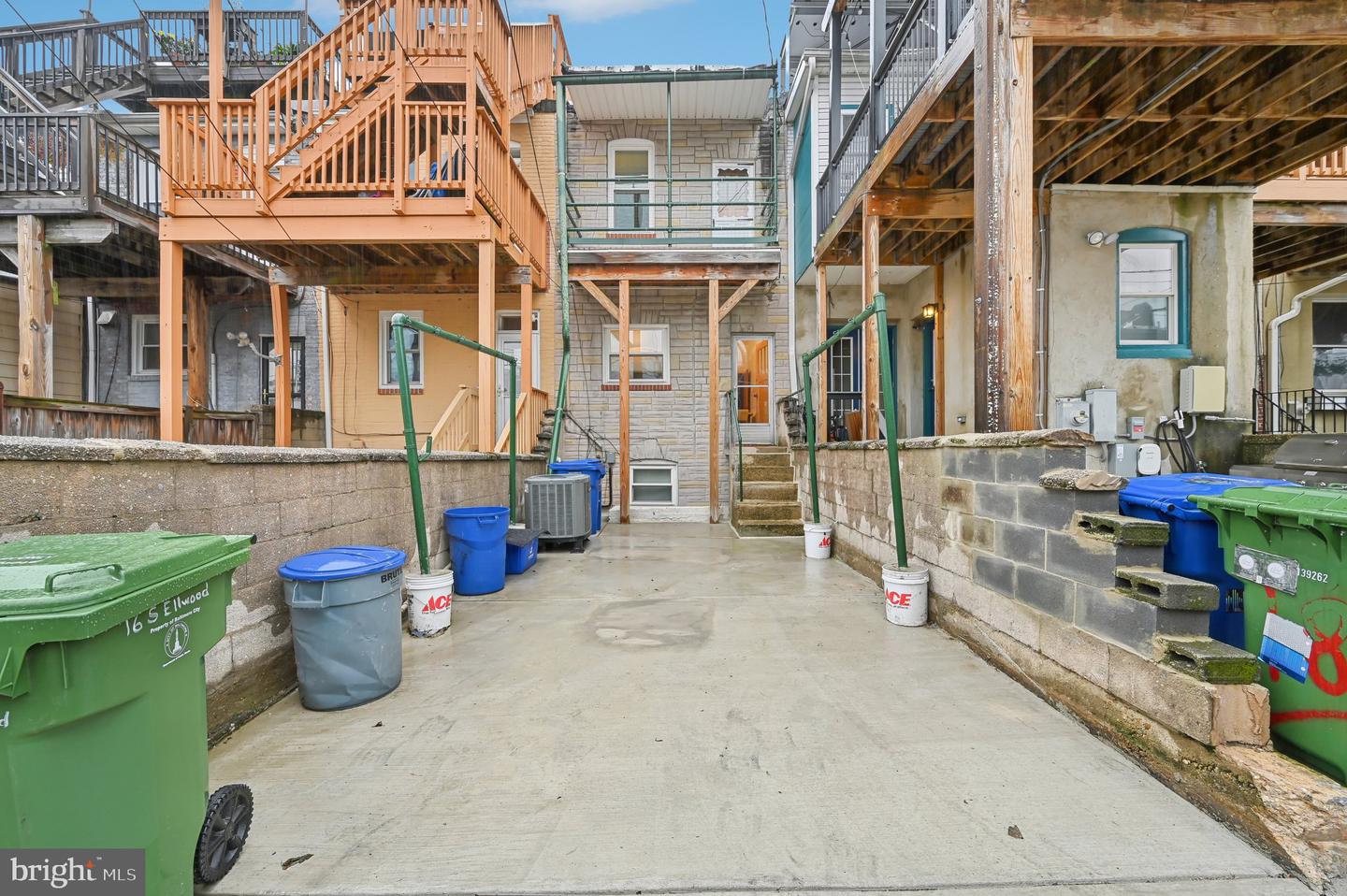 16 Ellwood Ave Property Photo 35