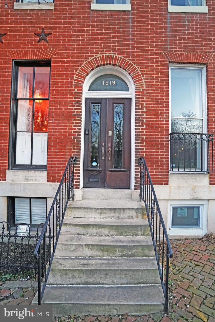 1519 W Lombard St Property Photo 3