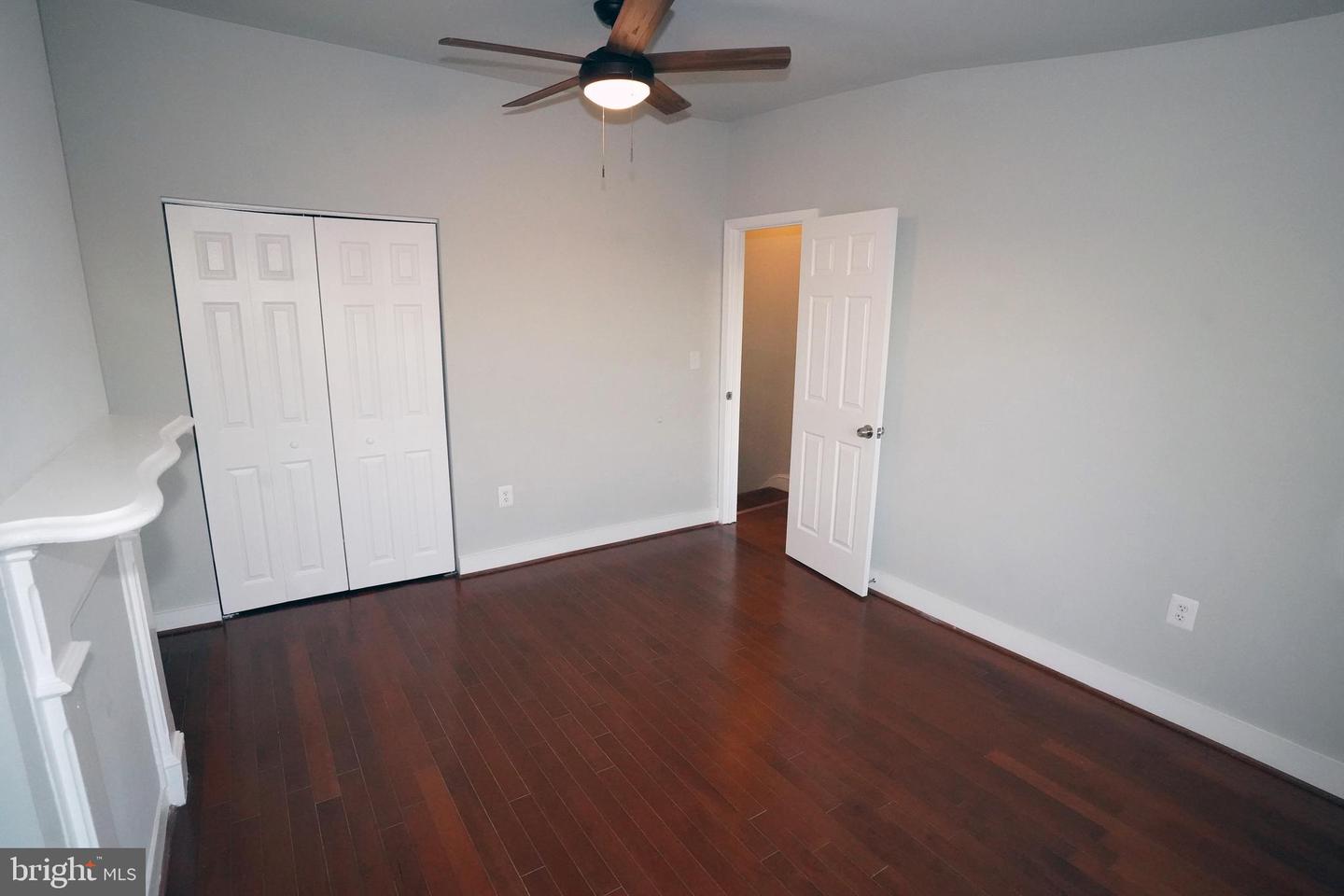 1519 W Lombard St Property Photo 13