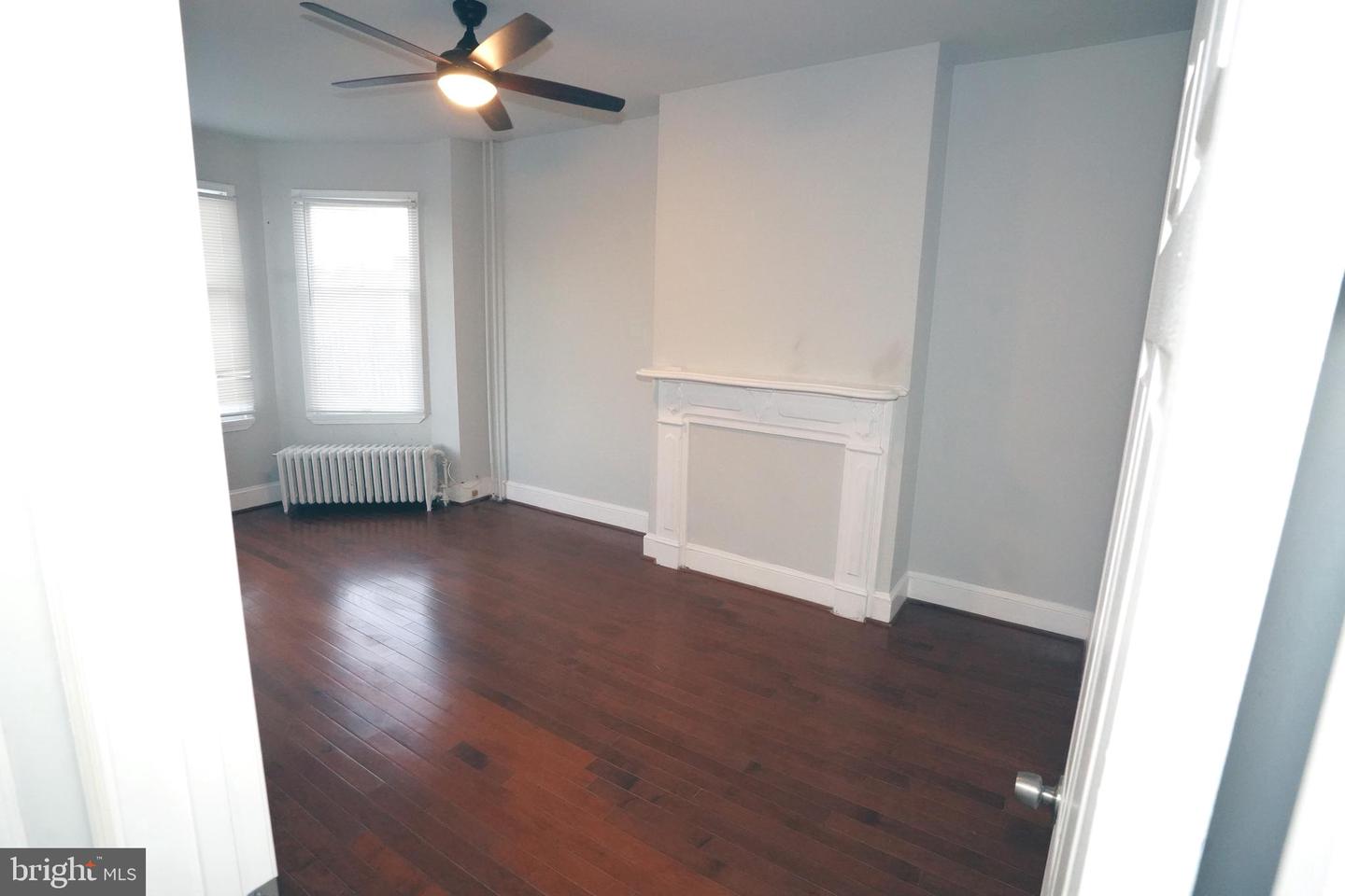 1519 W Lombard St Property Photo 19
