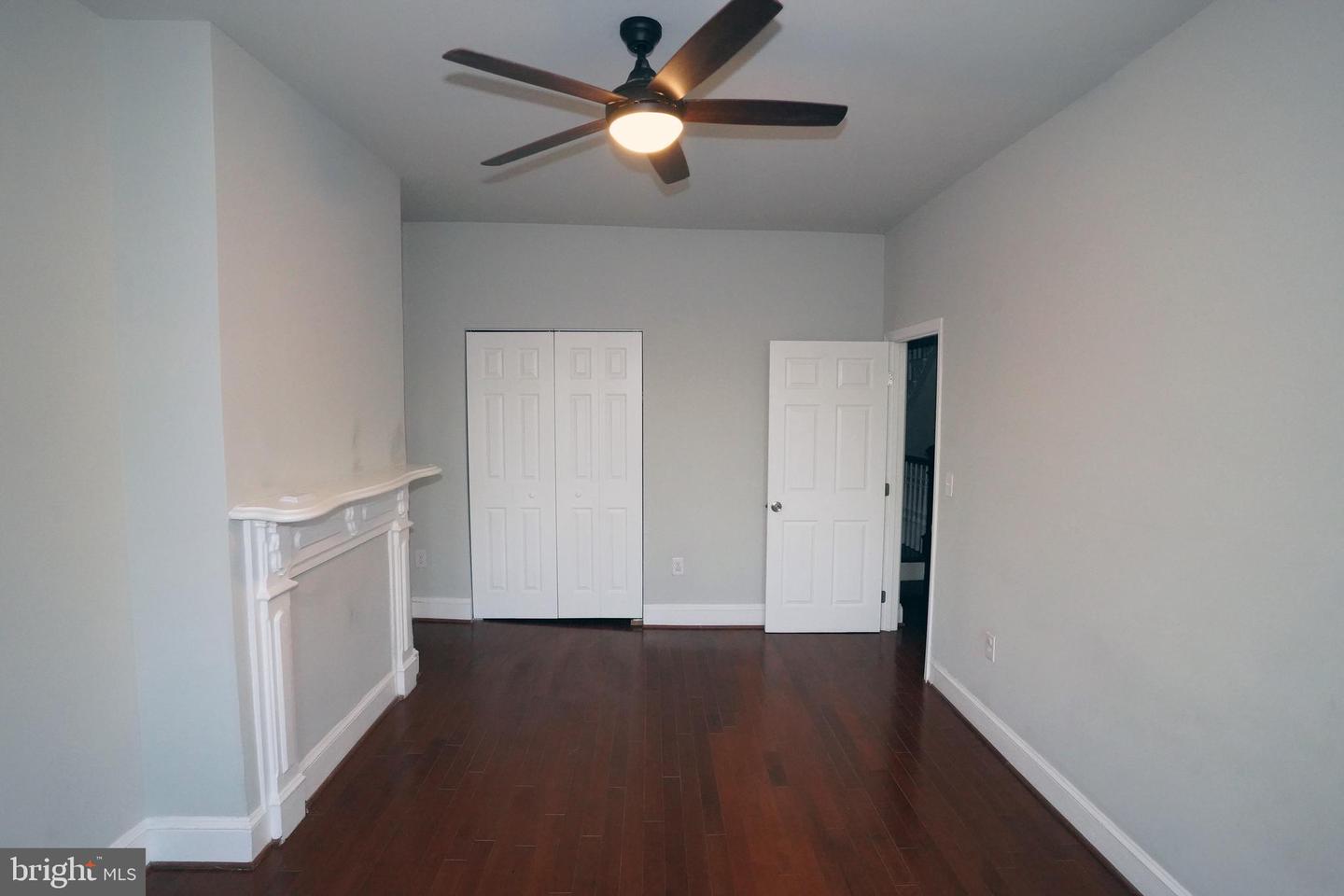 1519 W Lombard St Property Photo 21