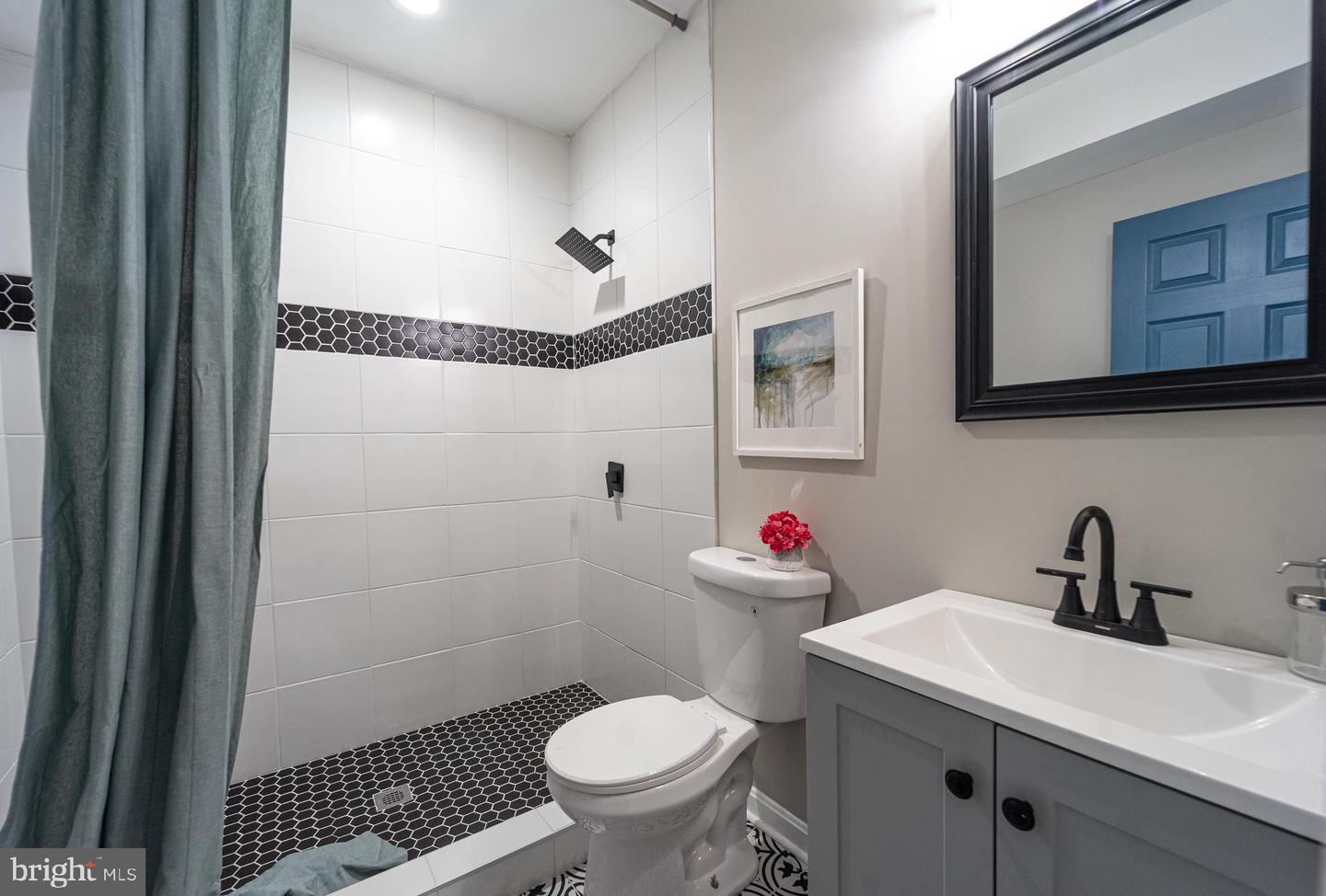 1528 Druid Hill Ave Property Photo 27