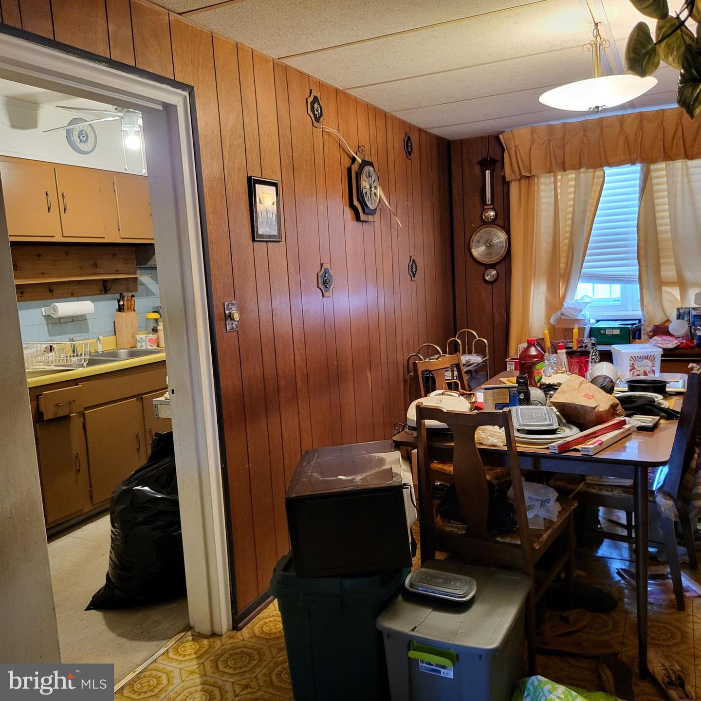 1212 N Augusta Ave Property Photo