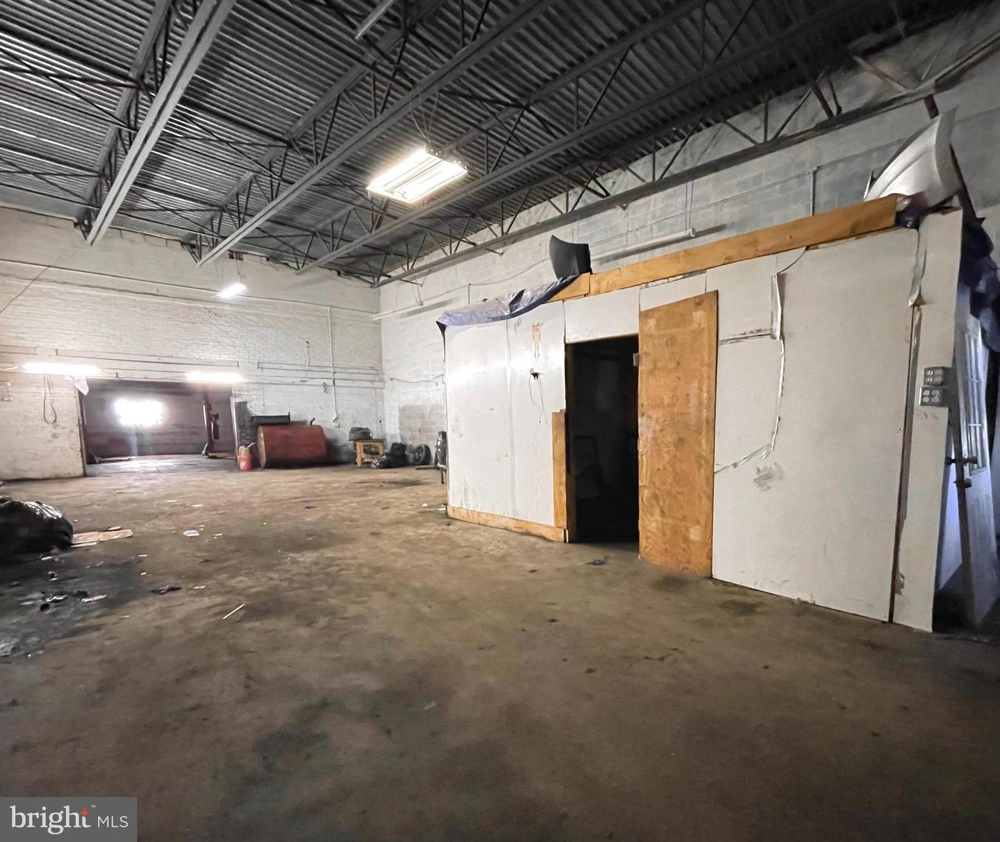 5220 Fairlawn Ave Property Photo 2
