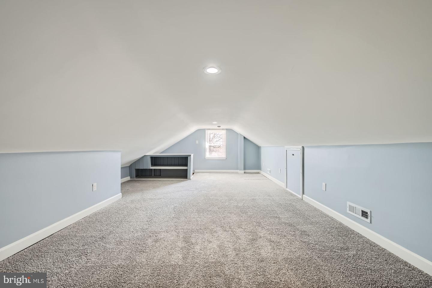 7213 Glenoak Ave Property Photo 31